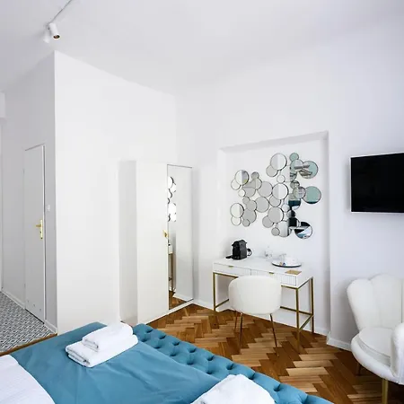 Wislna Main Square Apartahotel Cracovia