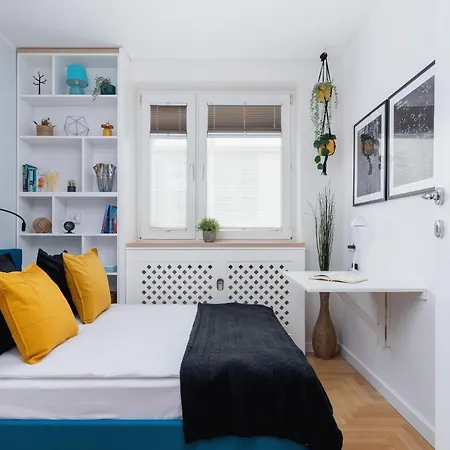 Cozy Bartla 19 By Renters Krakow