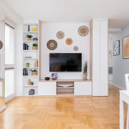 Cozy Bartla 19 By Renters Apartment Krakow