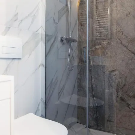 Klimatyzowane W Centrum Krakowa