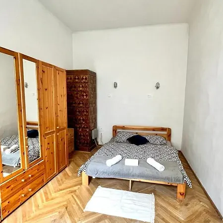 Bedroom Near The Bus And Train Station Krakow