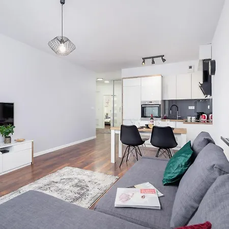 Zablocie Pet-friendly Slusarska By Renters *