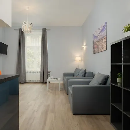 Apartment Planty Park Lobzowska By Renters Krakow