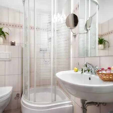 Karmel Hotel 3*