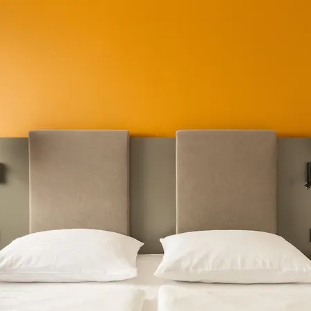 Vienna House Easy By Wyndham Cracow Hotel 3*