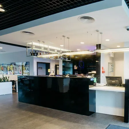 克拉科夫q酒店 酒店