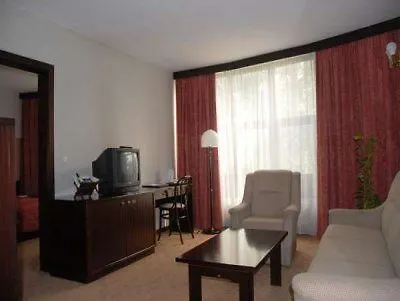 Go Cracow Resort 3*