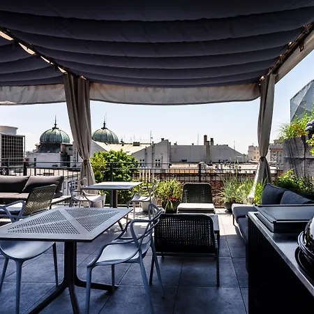 Hotel Indigo - Old Town By Ihg 4*