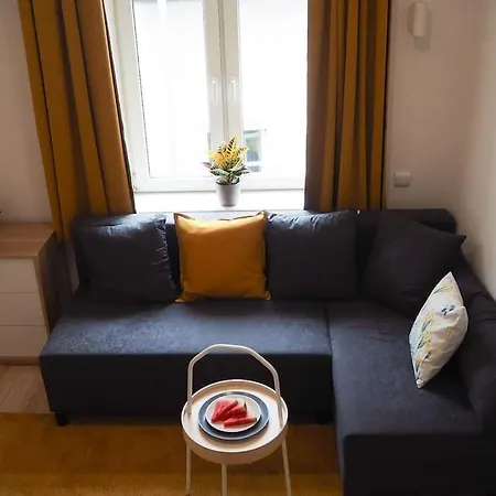 Viola Apartment *