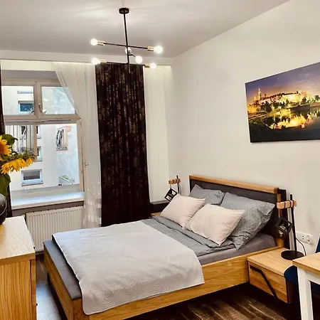 Mariacki By Vsi Apartment *