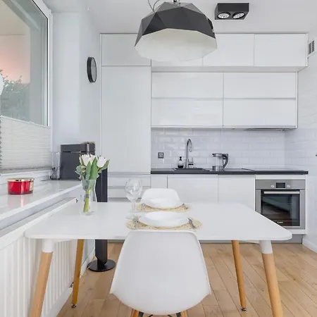 Apartment Osiedle Zyczen Stawowa Cracow By Renters