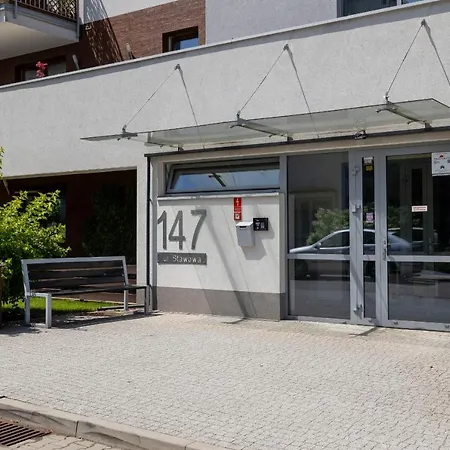 Apartment Osiedle Zyczen Stawowa Cracow By Renters
