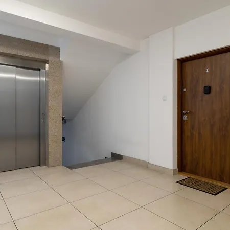 Apartment Osiedle Zyczen Stawowa Cracow By Renters *