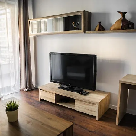Nullo 3-bedroom Apartment