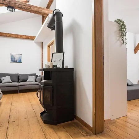 Apartment Old Town Loft - 7 Bedroom - By Upstairs Krakow