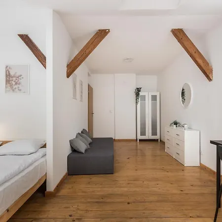Old Town Loft - 7 Bedroom - By Upstairs * Krakow