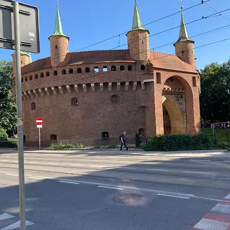 With Entresol Old Town Apartment Krakau
