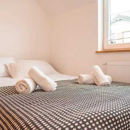Modlnica Wierzbowa Cosy Apartment *