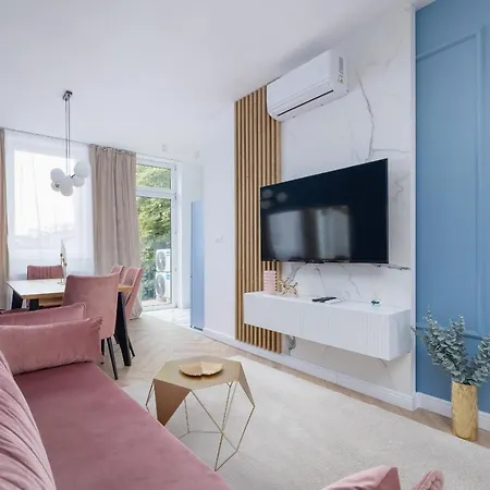 Apartment Starowislna Elegant With Air Conditioning Kazimierz Cracow By Renters Prestige *