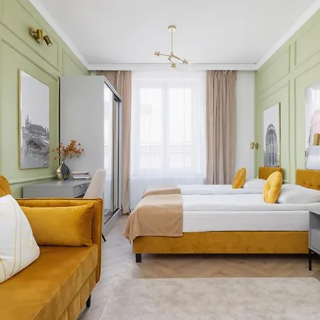 Starowislna Elegant With Air Conditioning Kazimierz Cracow By Renters Prestige *