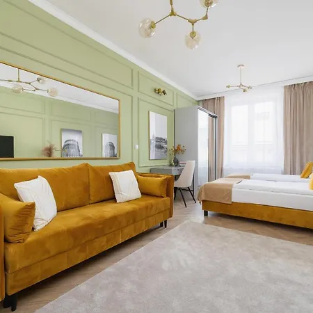 Starowislna Elegant With Air Conditioning Kazimierz Cracow By Renters Prestige Apartment