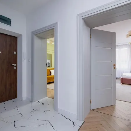 Starowislna Elegant With Air Conditioning Kazimierz Cracow By Renters Prestige * Krakow