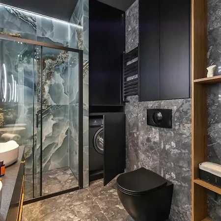 Starowislna Elegant With Air Conditioning Kazimierz Cracow By Renters Prestige Apartment