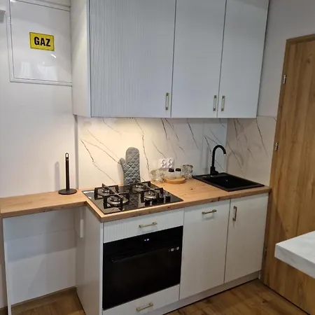 Rose Apartment *