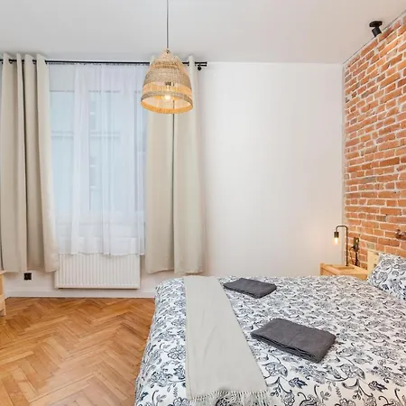 Апартаменты Charming Aparments In Perfect Location *