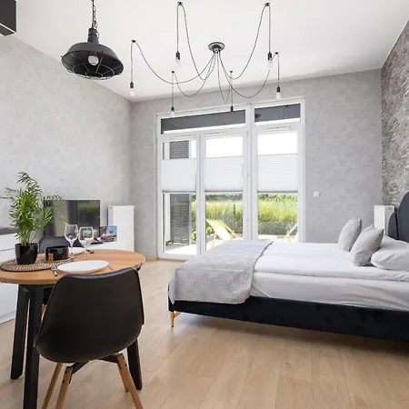 Apartment With Parking & Terrace Near Zalew Bagry By Renters Prestige