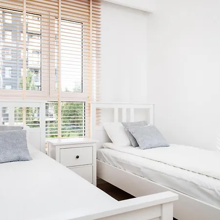 Of The Kings-julia Apartment *