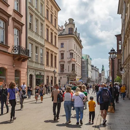 Beautiful Fully Equipped By The Main Square Apartamento Cracovia