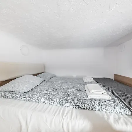 Micro 2,5 Qm - Najmniejsze Swiata 2,5 Mkw Apartament *