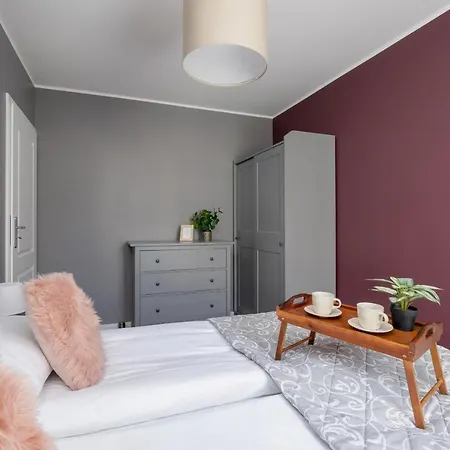 Comfy Pachonskiego With Parking In By Renters Apartment *