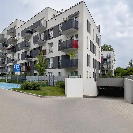 Vetulaniego With Air Conditioning & Parking By Renters Prestige Apartment