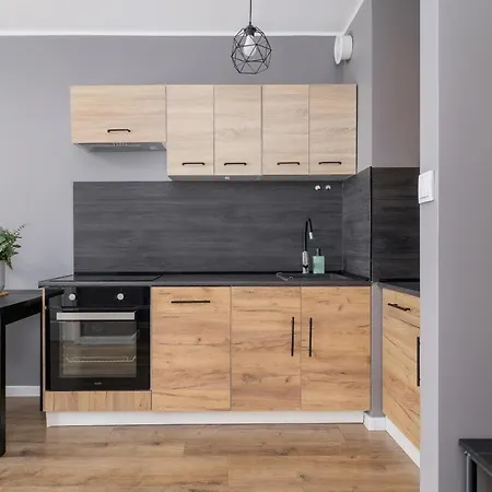 Comfy Pachonskiego With Parking In By Renters *