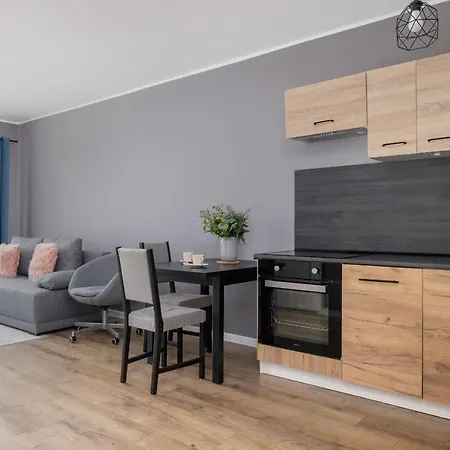 Comfy Pachonskiego With Parking In By Renters Krakow