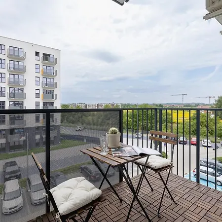 Apartment Vetulaniego With Air Conditioning & Parking By Renters Prestige