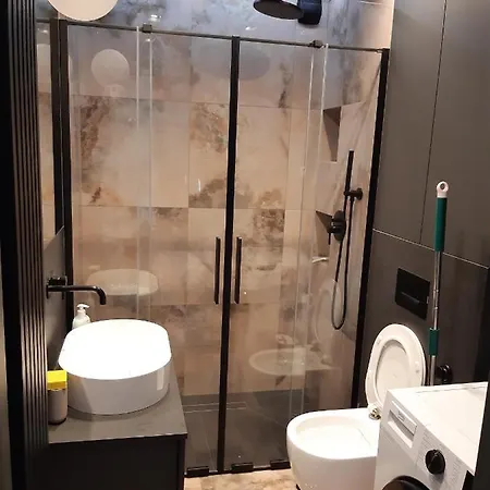 Apartment Apollo Masarska 6 *
