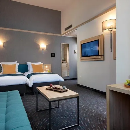 Leonardo Boutique Center Ξενοδοχείο 4*
