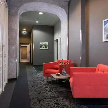 Ξενοδοχείο Leonardo Boutique Center 4*