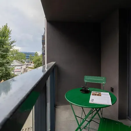 Deluxe Podskale 18 With Parking & Balcony In By Renters Prestige *