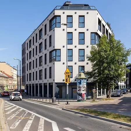 Deluxe Podskale 18 With Parking & Balcony In By Renters Prestige * Kraków