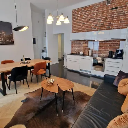 Golden Pearl - Main Square, 100 Sqm, 4 Krakow