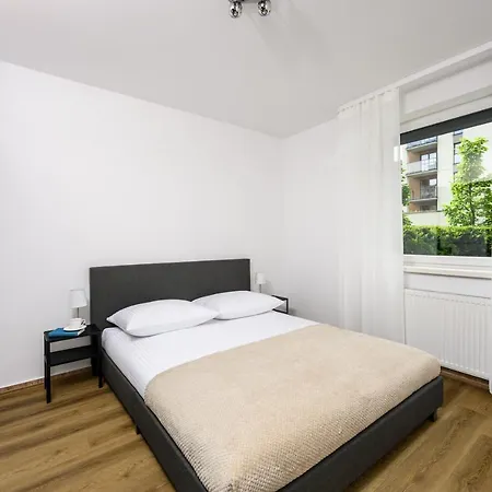 Apartment Native Poznanska 7 *