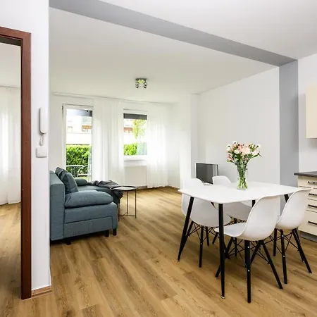 Apartment Native Poznanska 7 *
