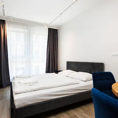 Of The Kings- Szafir Appartement