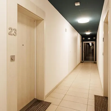 Of The Kings-szmaragd Apartment *