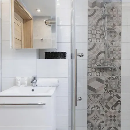 Grzegorzki Moniuszki Cracow By Renters