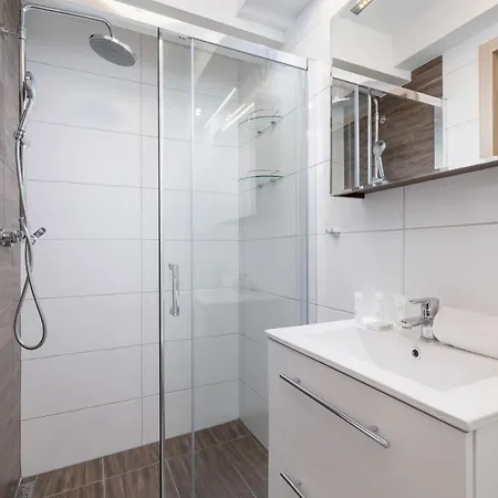 Grzegorzki Moniuszki Cracow By Renters *